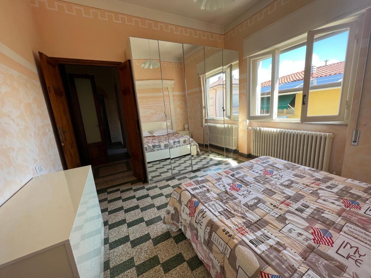 Sophia Mare 1 Apartment